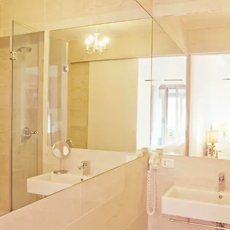 安提卡洛坎达酒店