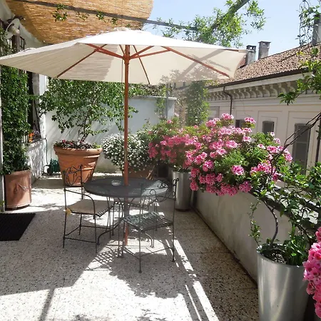 Hotel Antica Dei Mercanti 4*